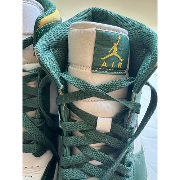 Nike Air Jordan 1 Mid Pine Green Gold Size 9.5 main image 5